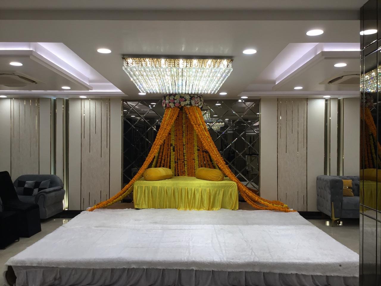 Geometric modern floral stage